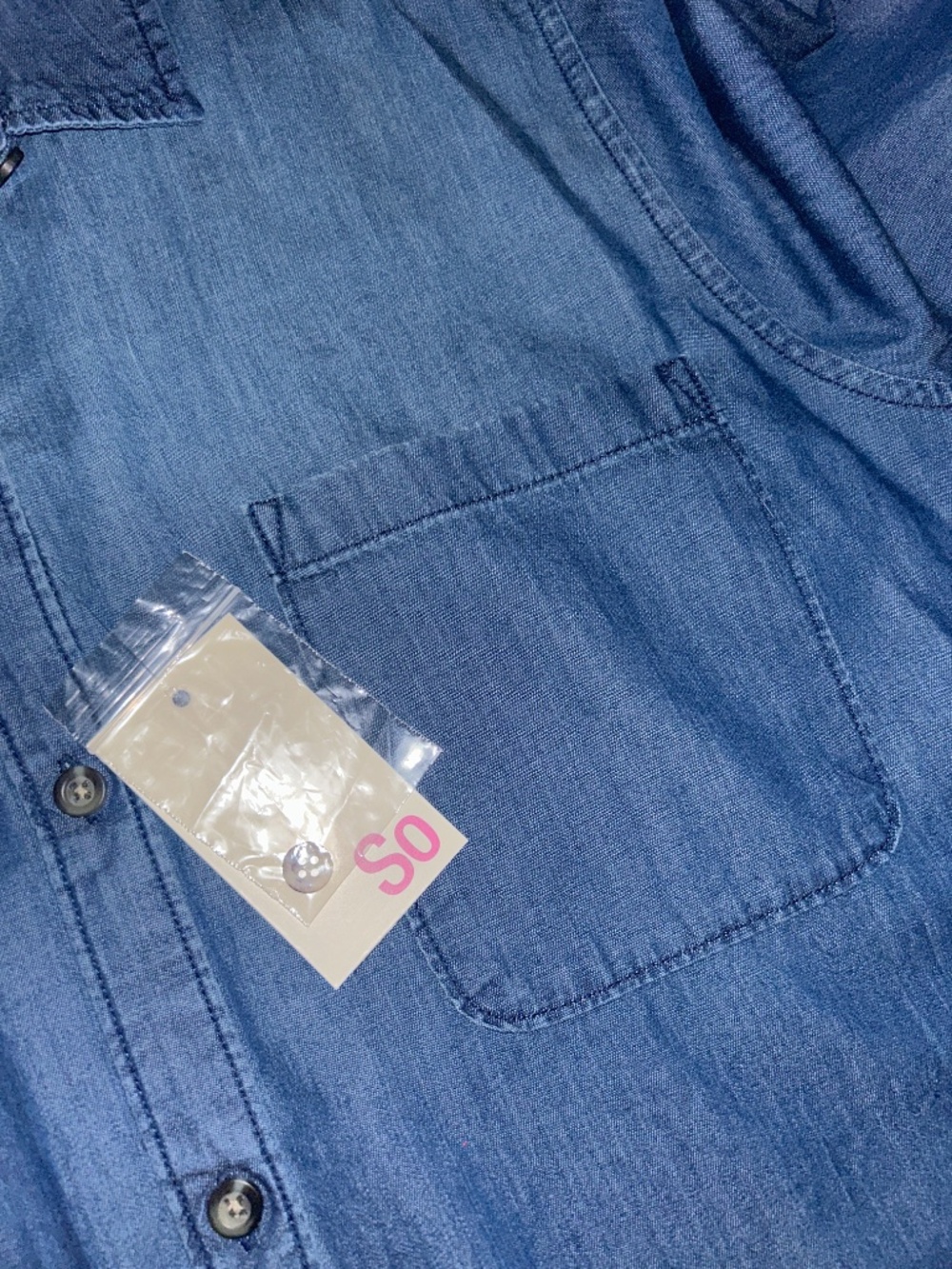 Women’s button down - Picture 2 of 3